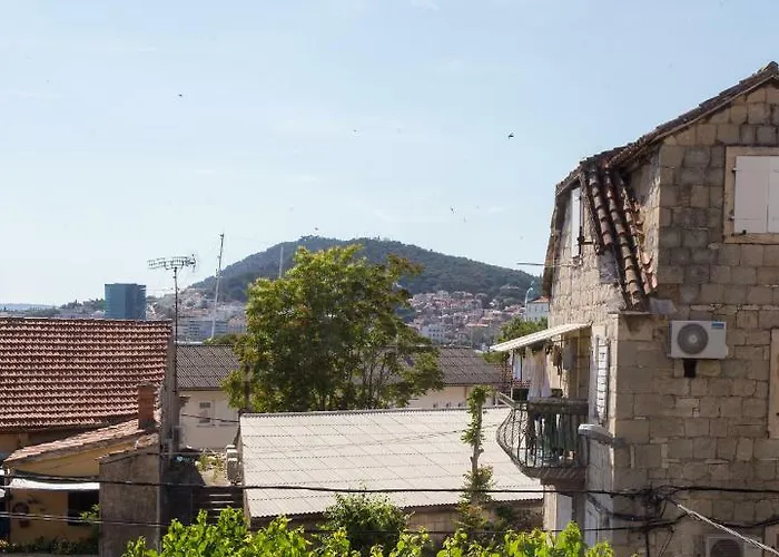 Morus Alba Апартаменты